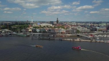 Hamburg limanı üzerinde doğal panorama