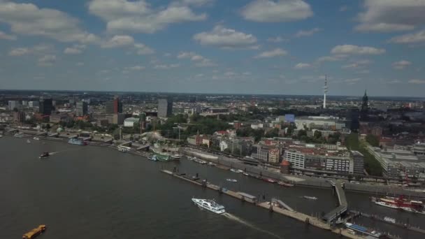 Panorama panorámico sobre el puerto de Hamburgo — Vídeo de stock