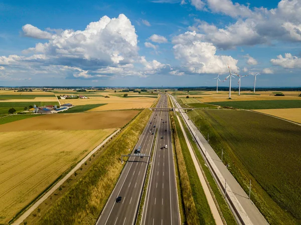 Vista aérea da Auto-estrada A8 no Alp swabian — Fotografia de Stock