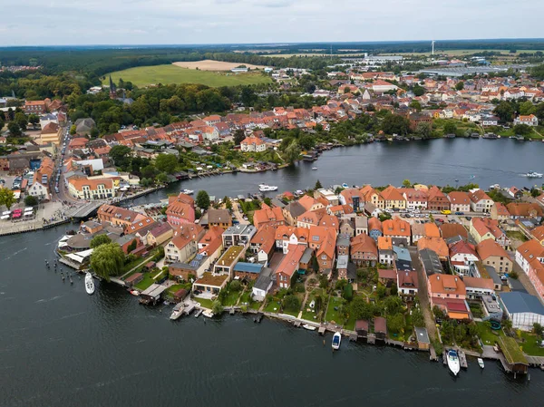Malchow in het Mecklenburgse meren district, Duitsland — Stockfoto