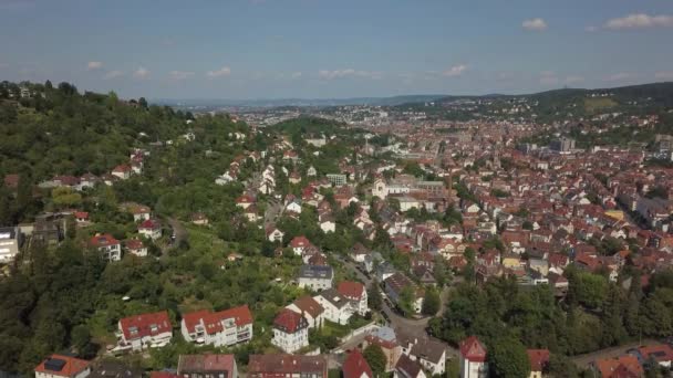 Luftaufnahme der südlichen Stadtteile von Stuttgart — Stockvideo