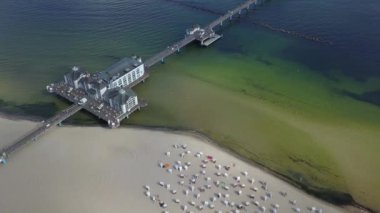 Ünlü Sellin Seebruecke 'nin hava görüntüsü