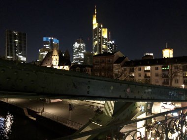 Frankfurt Eiserner Steg Köprüsü