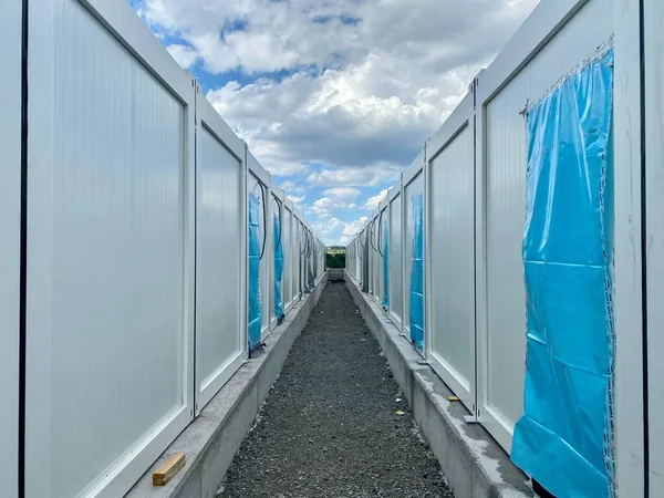 Erection of new mobile containers on a construction site of the Stuttgart 21 railway project in Stuttgart, Germany. — Stock Photo, Image