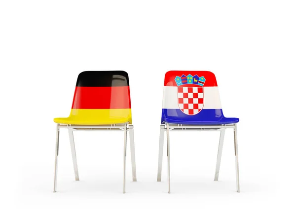 Dos sillas con banderas de Alemania y croacia — Foto de Stock