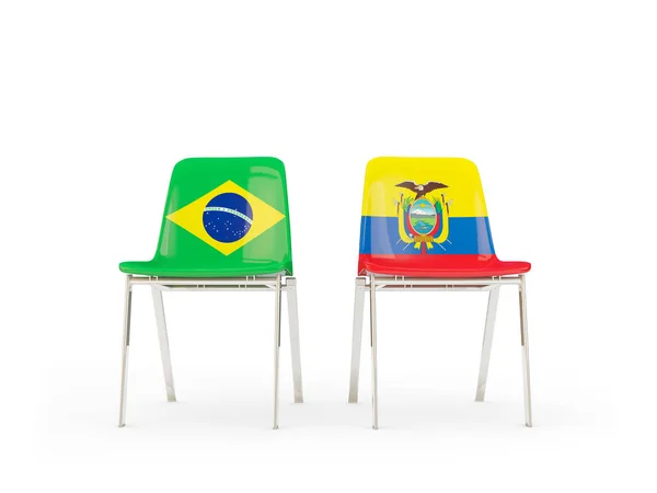 两把有巴西和厄瓜多尔国旗的椅子 — 图库照片