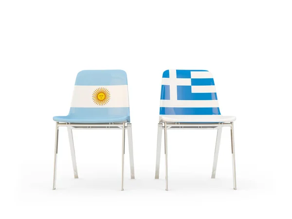 Dos sillas con banderas de Argentina y Grecia — Foto de Stock