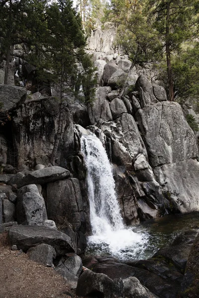 Chilnualna Trail Waterfall Yosemite National Park Granite Rock Pine Trees — Stock Photo, Image