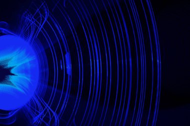 Mavi çizgiler içinde soyut tasarım parçacıkları karanlık adam üzerinde eğrileri