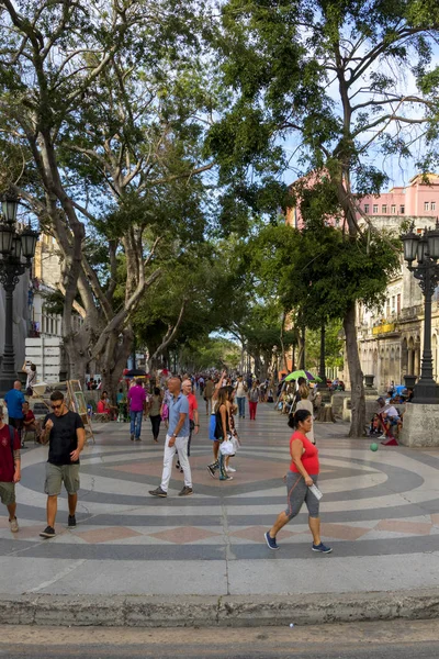 Hawana Kuba Lutego 2018 Havana Gród Ulicy Starego Miasta Mieszkańców — Zdjęcie stockowe