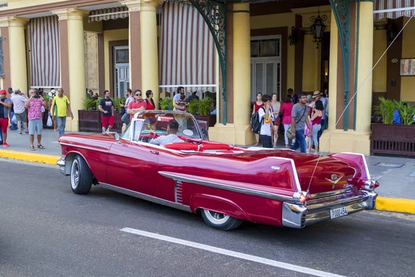 Αβάνα Κούβα 2018 Vintage Κλασικό Αμερικανικό Αυτοκίνητο Στον Αποκατεστημένο Όρο — Φωτογραφία Αρχείου