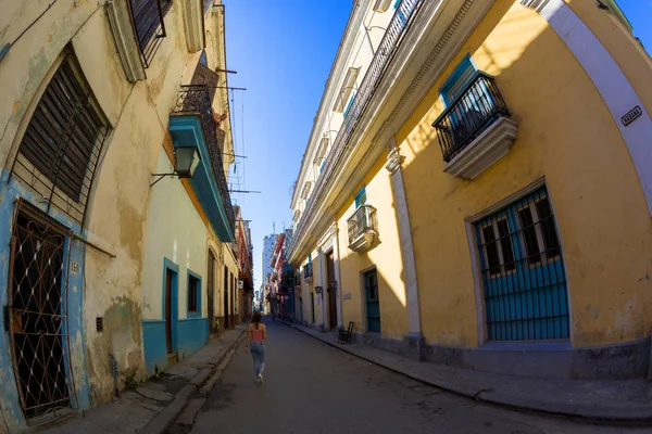 Havana Küba Şubat 2018 Havana Konut Mahallesi Nde Bir Puro — Stok fotoğraf