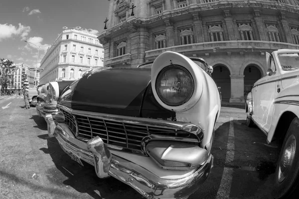 Havana Kuba 2018 Amerikanische Oldtimer Restauriertem Zustand Transport Für Den — Stockfoto