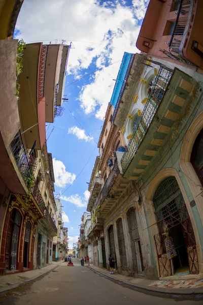 Havanna Kuba 2018 Február Régi Havanna Városkép Helyi Lakosság Élvezi — Stock Fotó