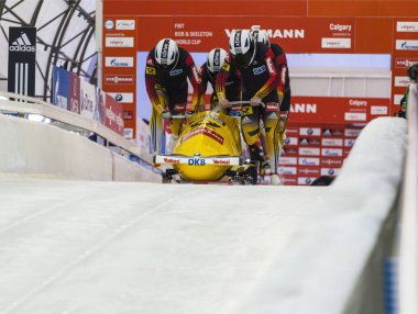 Calgary Kanada, 21 Aralık 2014: Fibt Viessmann yarış kızağı ve iskelet Dünya Kupası Calgary Olympic Park '.