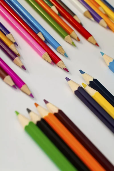 Crayons Couleur Sur Fond Blanc Gros Plan — Photo
