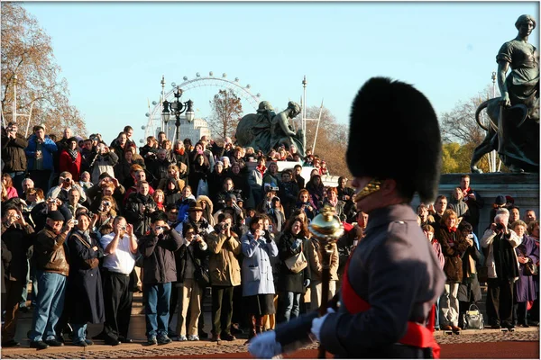 Londýn Prosince 2005 Britské Královské Stráže Provedení Střídání Stráží Buckinghamském — Stock fotografie