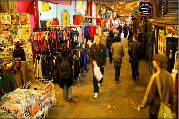 Londen Engeland Camden Market December 2005 Winkelend Publiek Markt Van — Stockfoto