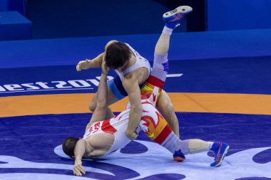 Budapeşte Macaristan Ekim 21 28 2018: nerede birçok ülkenin en iyi karşılayan final için adam Dünya Halter Şampiyonası öncesi seçimi. 