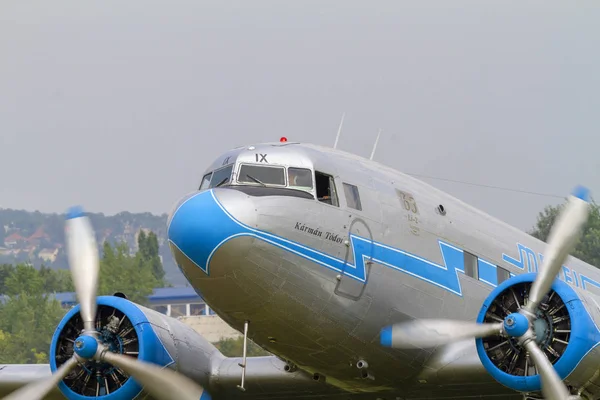 匈牙利布达尔斯 2018年9月2日 Lix 这架飞机大约有65岁 是苏联人在 的许可下建造的 — 图库照片
