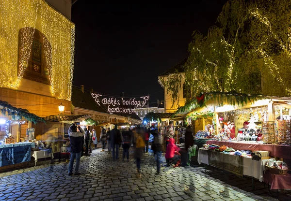 Budapeszt Węgry Grudzień 2018 Bożonarodzeniowe Targi Placu Szentlelek Obuda Budapeszcie — Zdjęcie stockowe