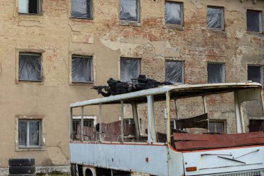 Nagyatad Macaristan 23 Eylül 2018: Macar özel askeri birimler bir kentsel harp egzersiz sırasında. Bu halk için açık bir olay sırasında Macar askeri gün oldu