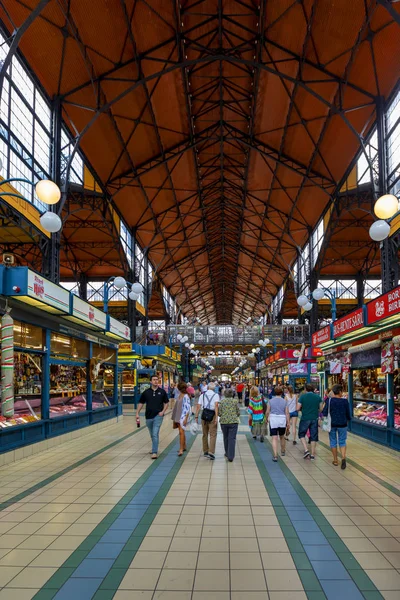 Budapest Hungary Jun 2018 People Shopping Grand Market Hall Great — Stock Photo, Image