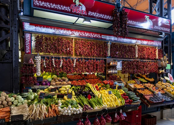 Budapeste Hungria Junho 2018 Pessoas Que Fazem Compras Grand Market — Fotografia de Stock