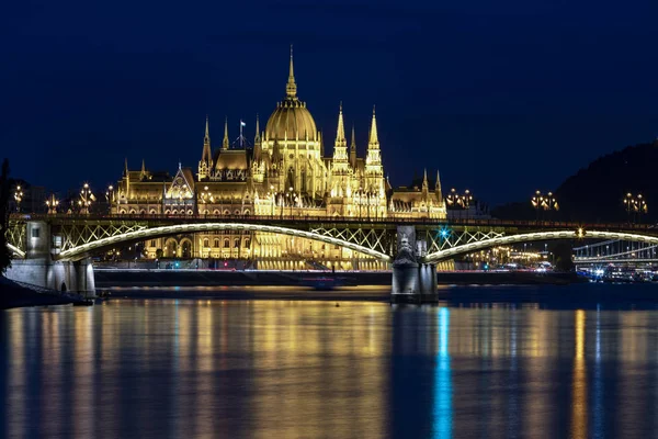 Budapest Night Panorama Parliament House Royal Castle Margaret Bridge Foreground — Stock Photo, Image