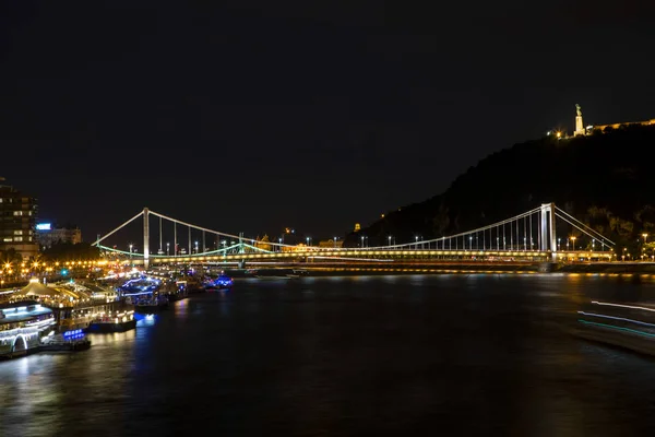 Modern Elisabeth Bridge, the third newest bridge of Budapest, Hungary, connecting Buda and Pest across the River Danube.