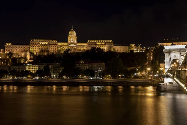 Die Imposante Budaer Burg Bei Nacht Auf Dem Burgberg Weltkulturerbe — Stockfoto