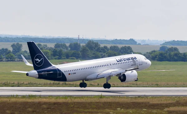 Budapest Ungern Aug 2019 Lufthansa Airbus 321 Landade Precis Budapests — Stockfoto