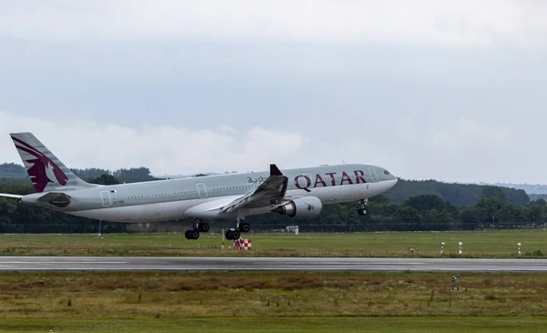 Budapest Ungheria Settembre 2019 Qatar Airline Boeing 787 Sta Atterrare — Foto Stock