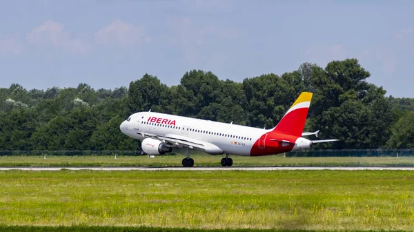 Budapest Ungern Aug 2019 Iberia Airline Airbus 320 Ils Landade — Stockfoto