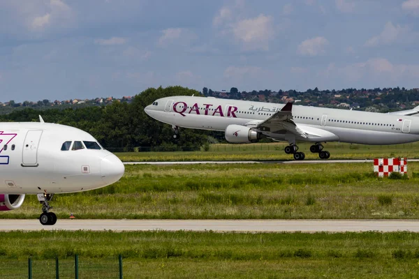 Budapest Ungheria Settembre 2019 Qatar Airline Boeing 787 Sta Atterrare — Foto Stock