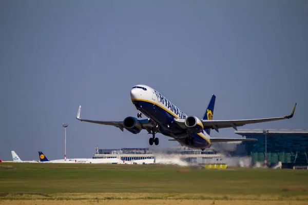 Budapest Hungría Septiembre 2019 Lufthansa Airline Airbus Encuentra Aeropuerto Internacional — Foto de Stock