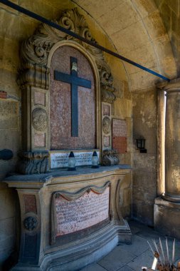 Nagycenk Macaristan 14.2020: Szchnyi Anıtmezar ve mezarlığı Macar halkı için en kutsal hac yeridir. Yüzyıllardır orada aile mezarlığı ve klasik kilise var.. 