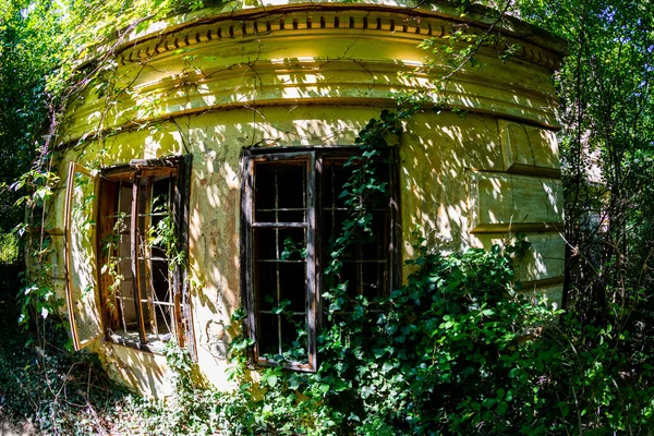 Château Ruines Milieu Xixe Siècle Siècle Hongrie Près Lac Balaton — Photo