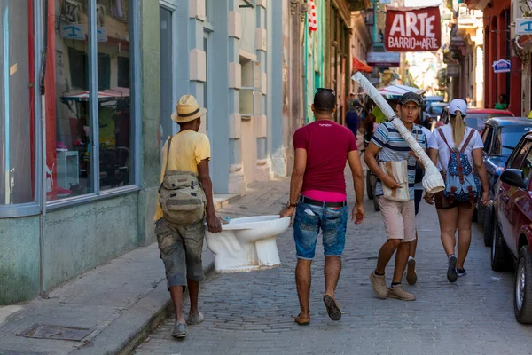 Гавана Куба Февраля 2018 Года Неопознанные Люди Даунтауне Районе Старой — стоковое фото