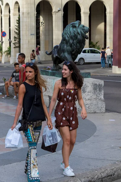 Habana Cuba Febrero 2018 Personas Identificadas Town Ese Barrio Habana —  Fotos de Stock