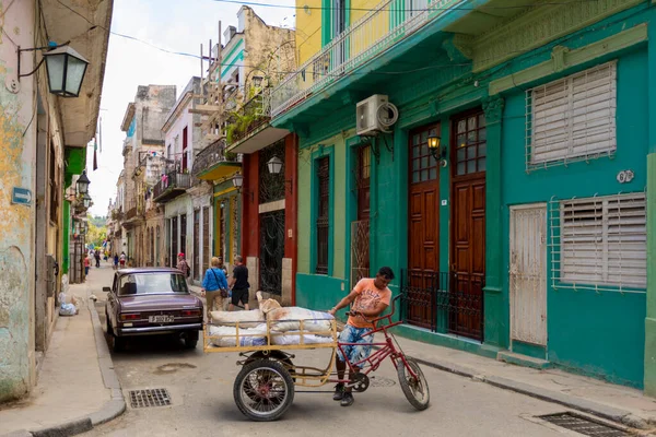 Hawana Kuba Lut 2018 Niezidentyfikowani Ludzie Town Tej Okolicy Old — Zdjęcie stockowe