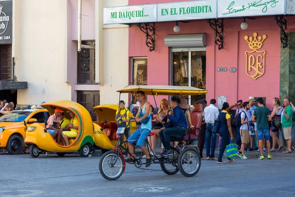 Havana Cuba Feb 2018 Niet Geïdentificeerde Mensen Town Die Buurt — Stockfoto