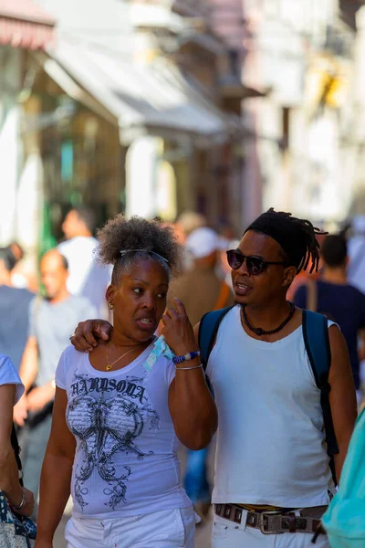 Havana Cuba Fevereiro 2018 Pessoas Não Identificadas Town Naquele Bairro — Fotografia de Stock