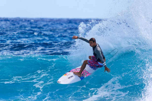 Snapper Rocks Gold Coast Itävalia Feb 2018 Tunnistamaton Surfer Kilpailee — kuvapankkivalokuva