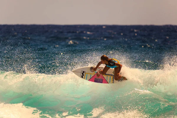 Snapper Rocks Gold Coast Australia Feb 2018 Unidentified Surfer Races — Stock Photo, Image