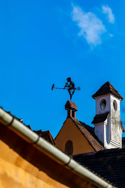 Blick Auf Den Mittelalterlichen Uhrturm Berühmte Touristenattraktion Siebenbürgen Stadt Segesvar — Stockfoto