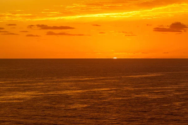 Schöner Sonnenuntergang Über Dem Ozean — Stockfoto
