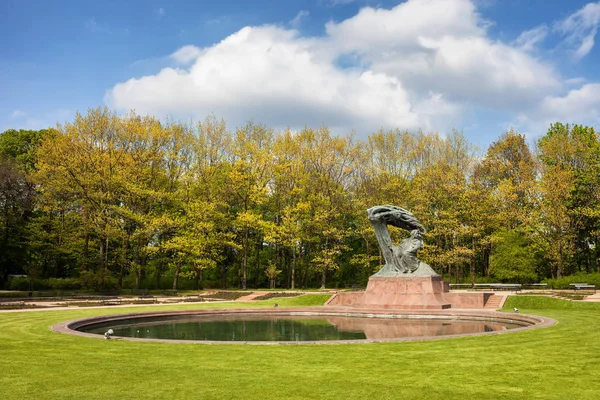 Royal Lazienki Park Primavera Fryderyk Chopin Monumento Varsóvia Polônia Marco — Fotografia de Stock