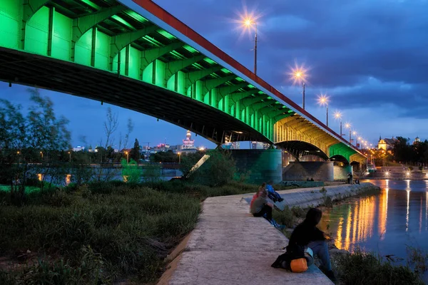 Polonia Ciudad Varsovia Iluminado Puente Slasko Dabrowski Muelle Río Vístula — Foto de Stock