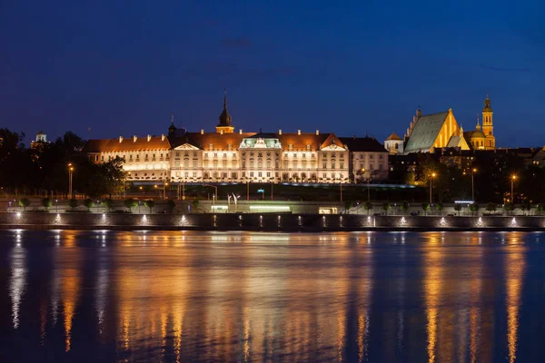 Koninklijk Kasteel Stad Van Warschau Polen Verlicht Nachts Historische Stad — Stockfoto